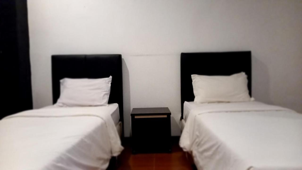 Dc Hotel & Hostel Labuan Bajo Exterior foto